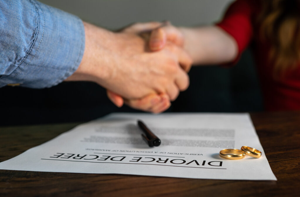 Step-by-Step Process for Uncontested and Contested Divorce in Texas