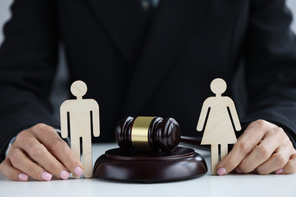 understanding the nuances between uncontested and contested divorce in Texas